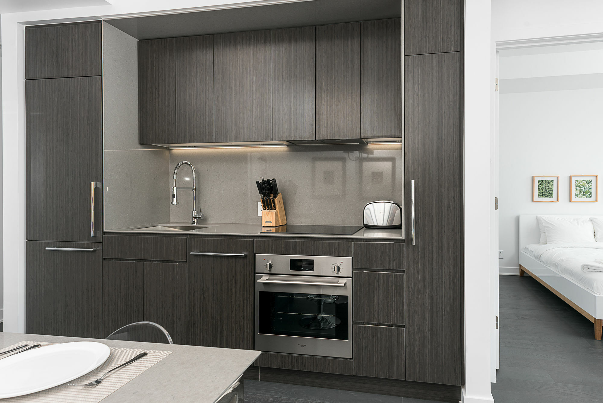 Apartment Stylish 1br In Downtown Mtl By Sonder Montreal